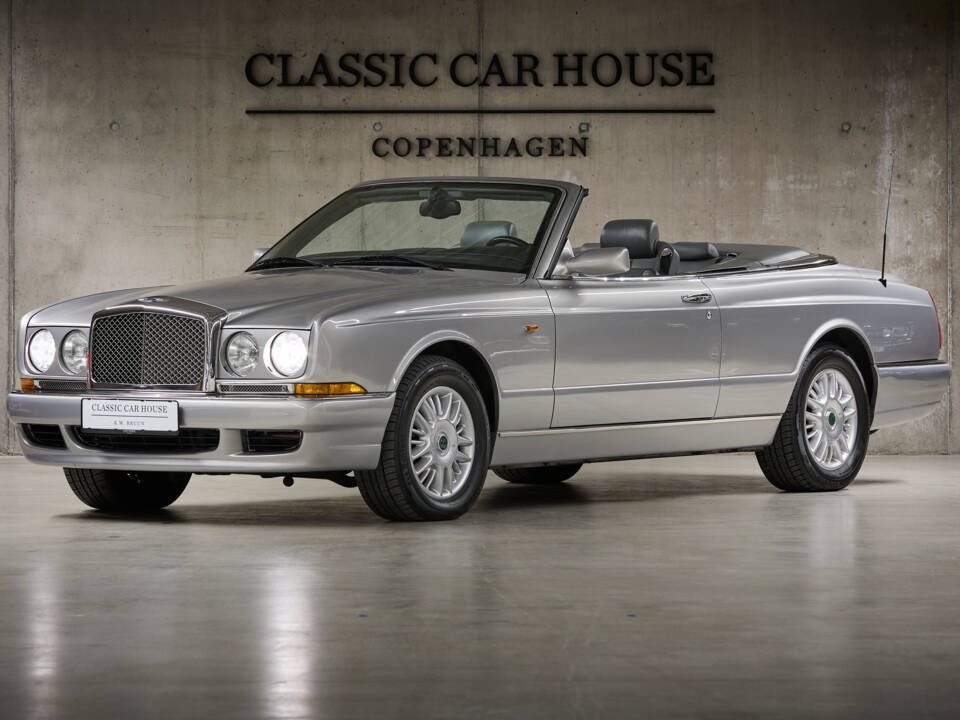 Image 7/77 of Bentley Azure (2001)