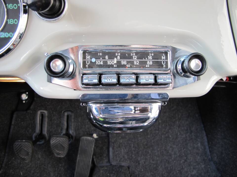 Image 67/100 of Porsche 356 B 1600 Super (1961)