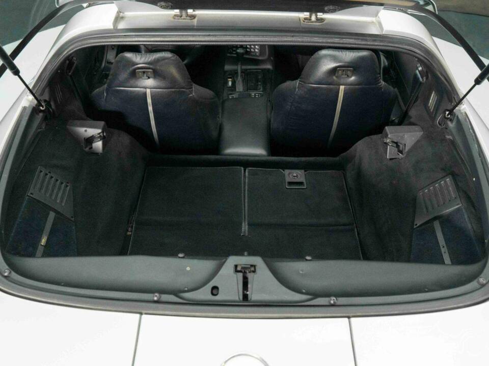 Image 16/19 of Chevrolet Corvette Collector Edition Convertible (1996)