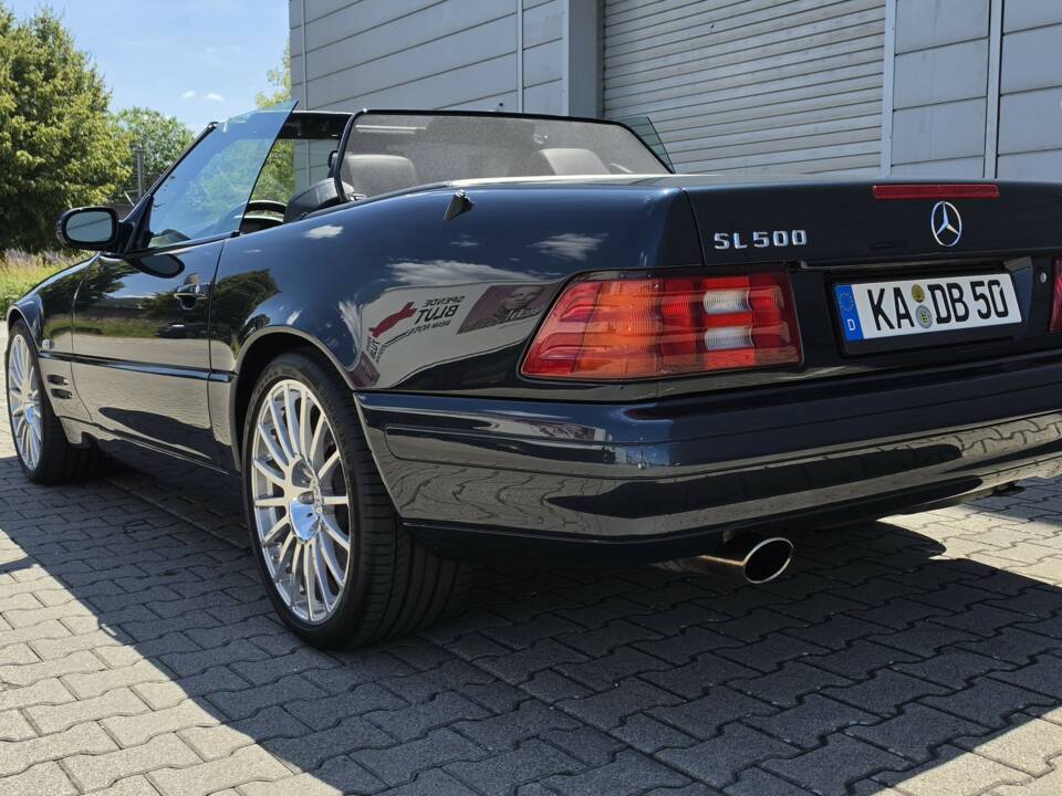 Image 79/100 of Mercedes-Benz SL 500 (1999)