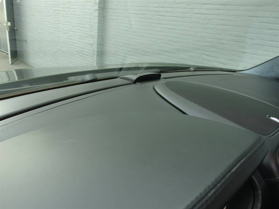 Image 50/99 of Porsche Cayenne Turbo (2007)