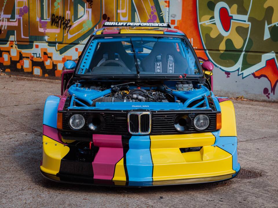Afbeelding 3/42 van BMW 318i (1982)