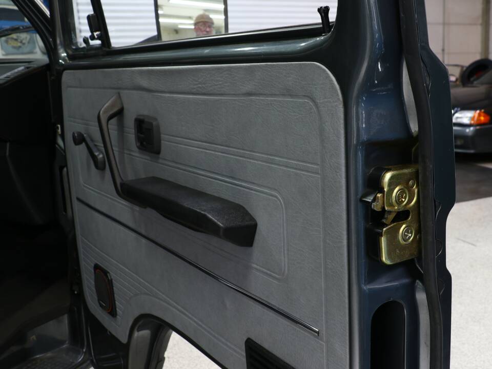Bild 17/50 von Volkswagen T3 Caravelle GL 1.9 (1987)