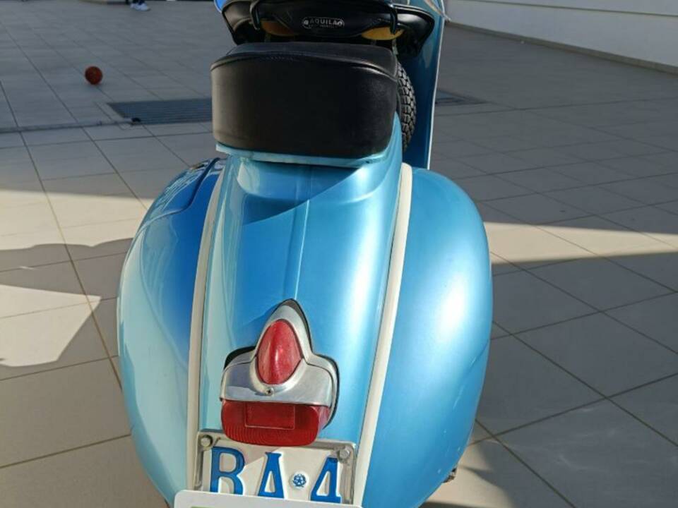 Immagine 38/50 di Piaggio Vespa 150 (1959)