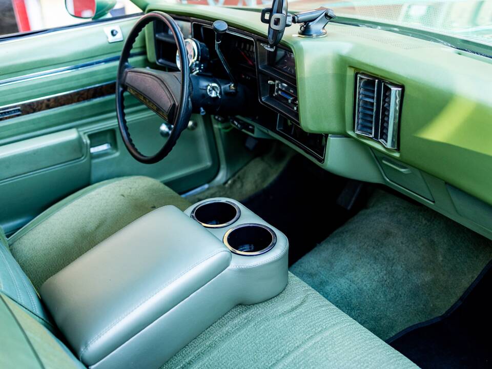 Imagen 35/50 de Chevrolet Chevelle Malibu Coupe (1974)