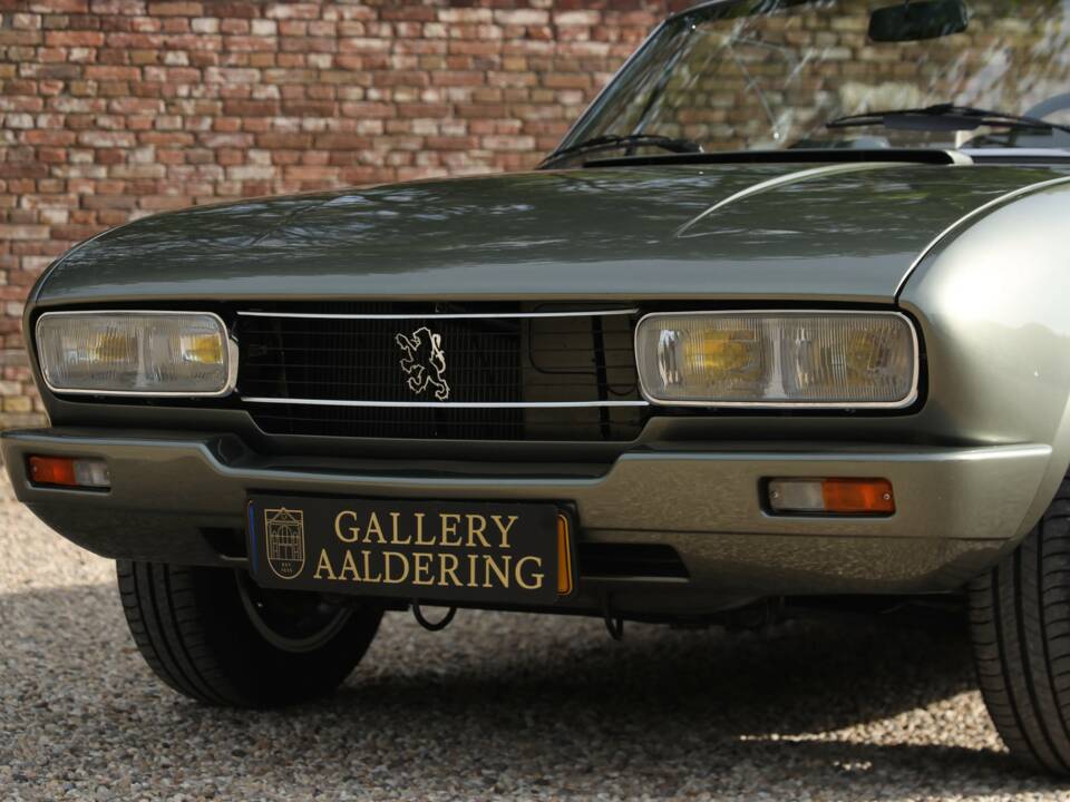 Image 8/50 of Peugeot 504 Convertible (1981)