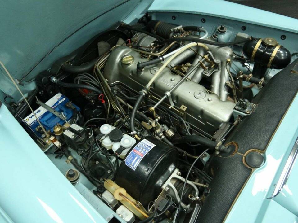 Bild 33/50 von Mercedes-Benz 280 SL (1971)