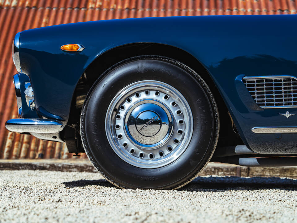 Image 35/37 of Maserati 3500 GT Touring (1960)