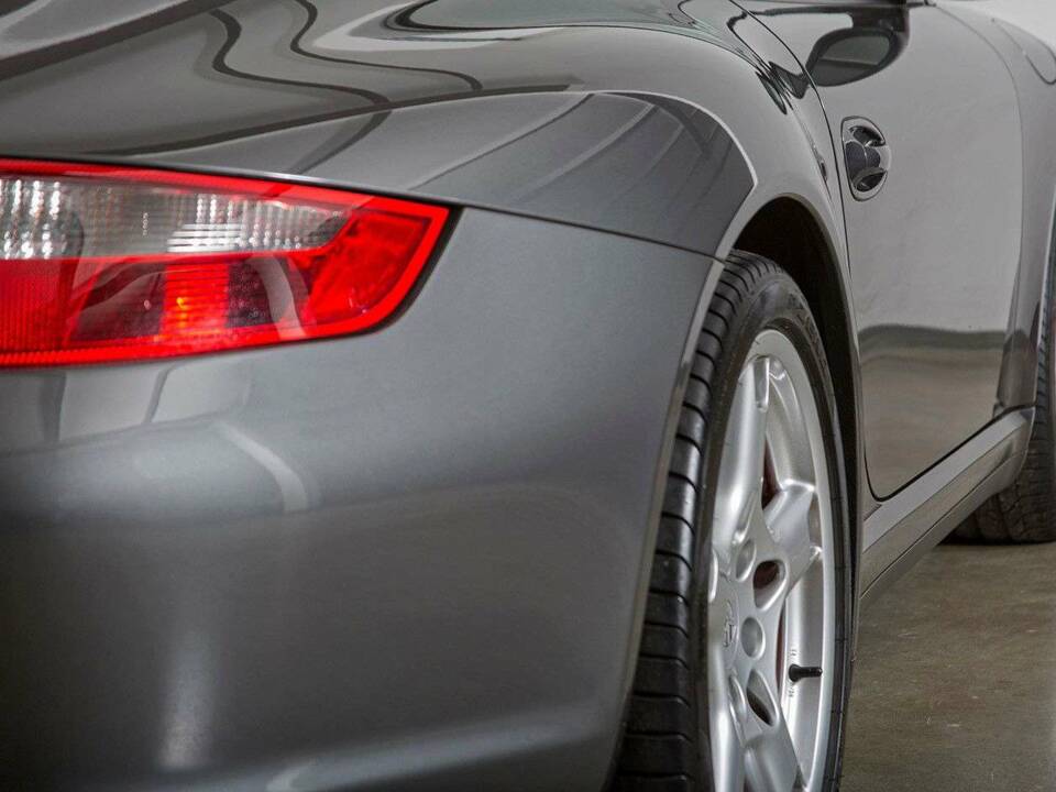 Image 5/20 of Porsche 911 Carrera 4S (2008)