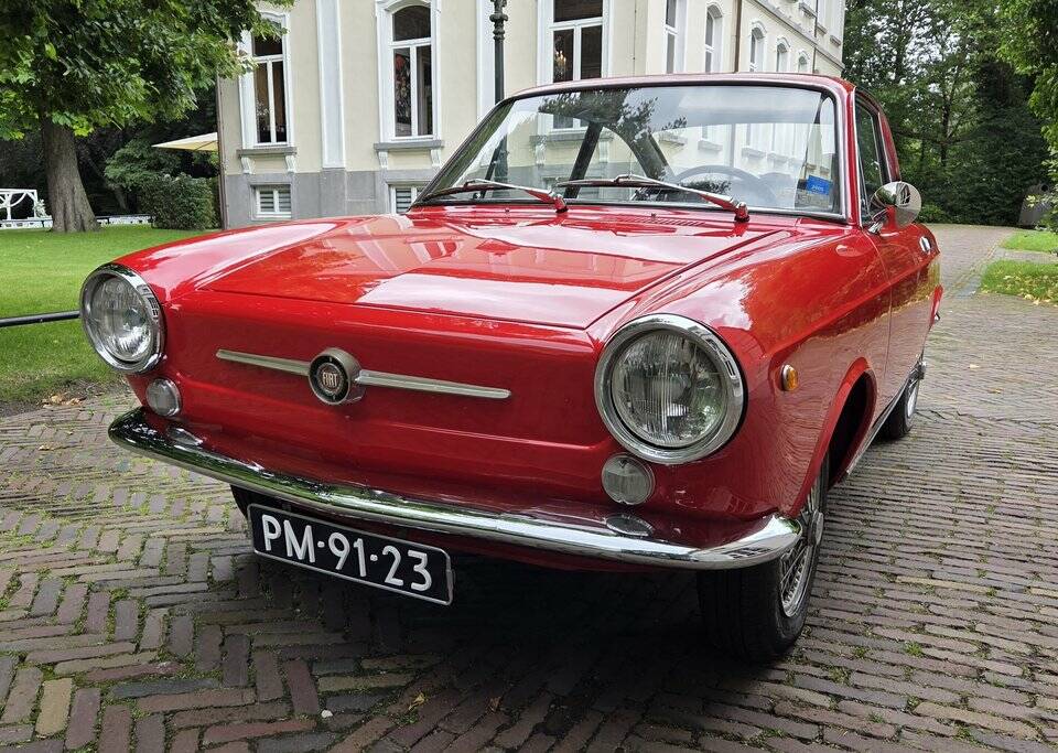 Immagine 3/8 di FIAT 850 Coupe (1965)