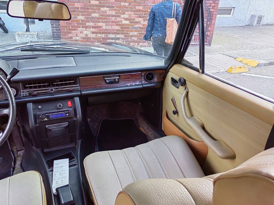 Afbeelding 7/9 van Mercedes-Benz 250 (1970)