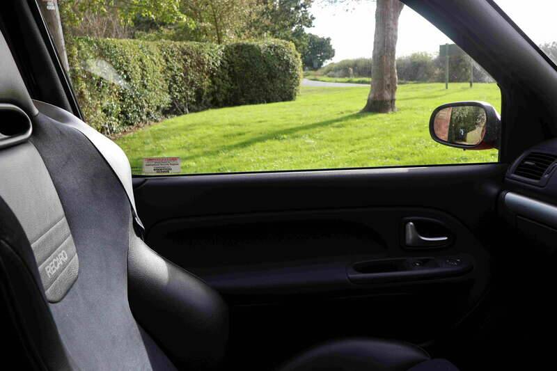 Imagen 28/34 de Renault Clio II RS 182 Cup (2005)