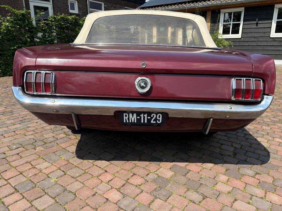 Image 5/8 of Ford Mustang 200 (1965)