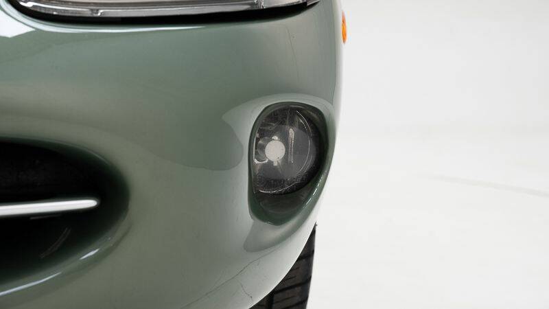 Image 14/15 of Jaguar XK8 4.0 (2000)