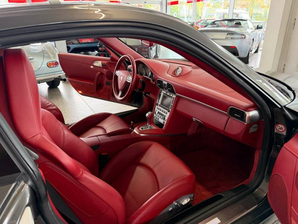 Image 40/41 de Porsche 911 Turbo (2008)