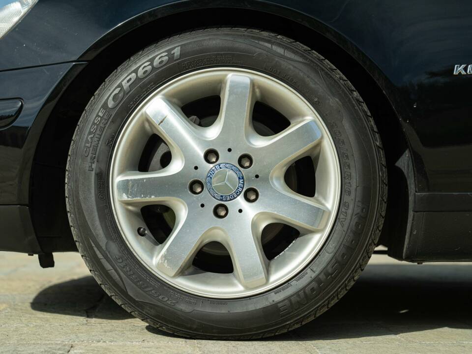 Image 24/50 of Mercedes-Benz SLK 200 Kompressor (1998)