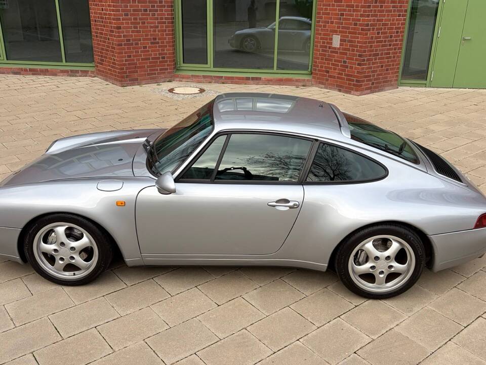 Afbeelding 46/73 van Porsche 911 Carrera 4 (1995)