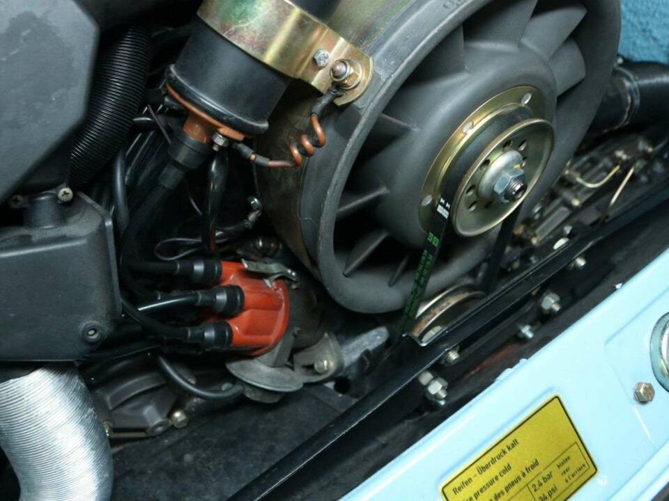 Bild 38/49 von Porsche 911 2.4 E (1972)