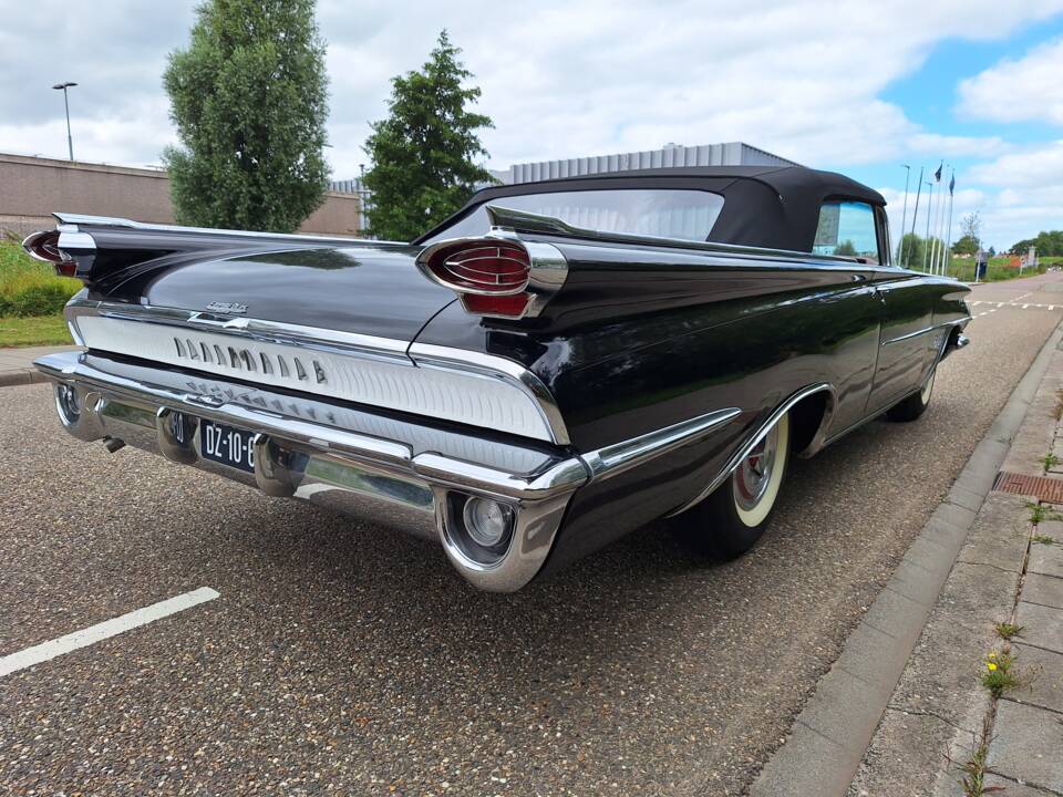 Afbeelding 15/66 van Oldsmobile Super 88 (1959)