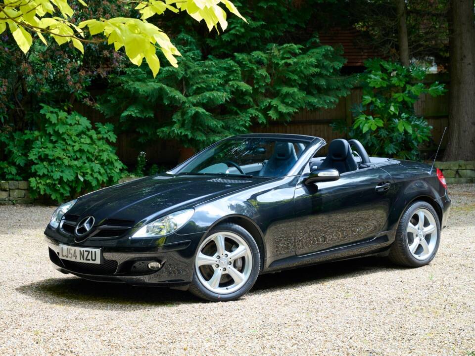 Immagine 1/43 di Mercedes-Benz SLK 350 (2004)