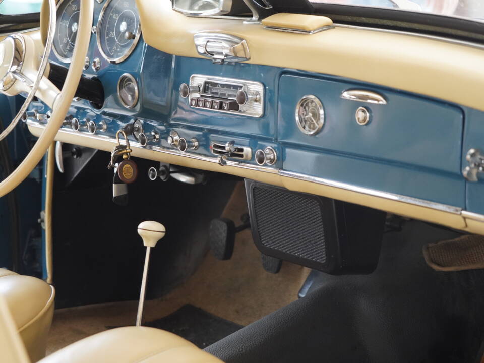 Immagine 52/89 di Mercedes-Benz 190 SL (1959)