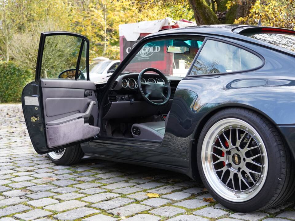 Imagen 10/17 de Porsche 911 Carrera (1995)