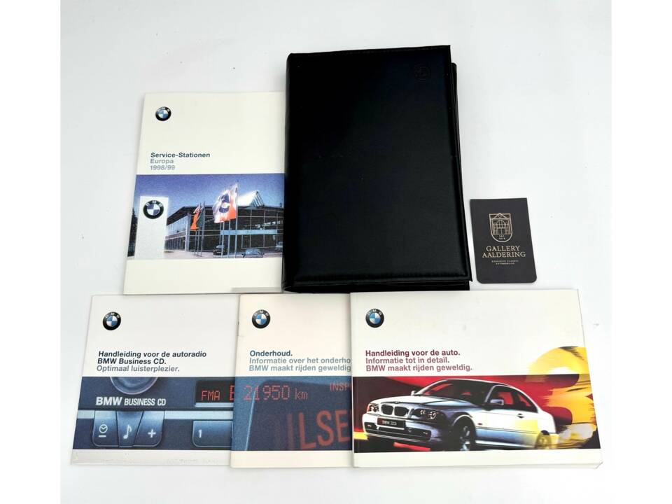 Image 7/50 of BMW 323Ci (2001)