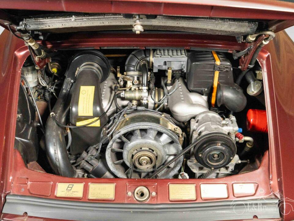 Image 5/19 of Porsche 911 Carrera 3.2 (1984)