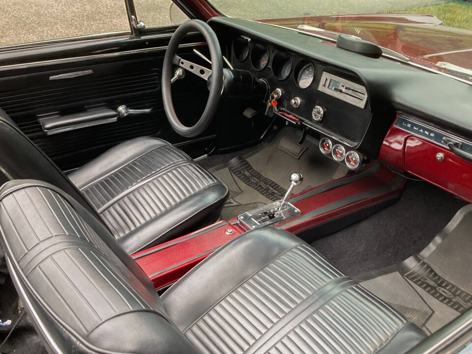 Image 4/20 de Pontiac Tempest Le Mans (1966)