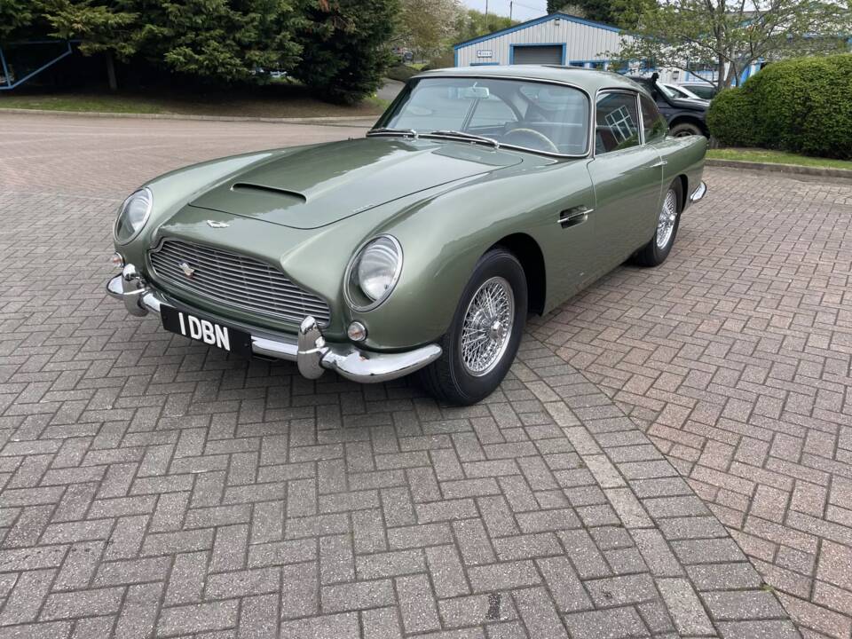 Image 1/16 of Aston Martin DB 5 (1963)