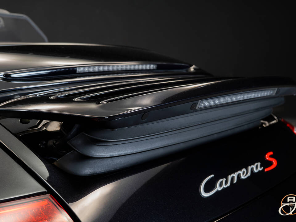 Image 19/24 of Porsche 911 Carrera S (2009)