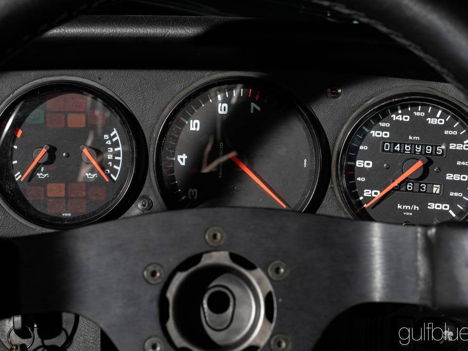 Image 37/49 of Porsche 911 Carrera RS Clubsport (1995)