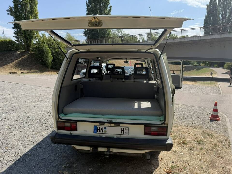 Bild 7/17 von Volkswagen T3 Multivan 1.6 TD (1990)