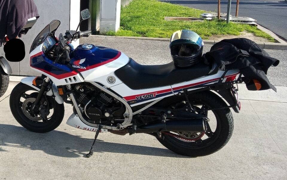 Bild 1/7 von Honda VF 500 F (1984)