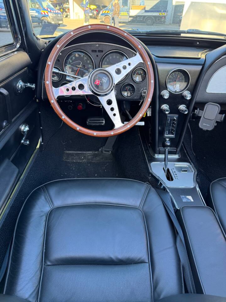 Bild 8/9 von Chevrolet Corvette Sting Ray Convertible (1965)