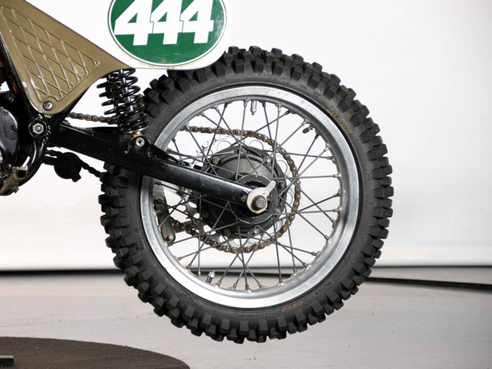 Image 15/41 de Montesa Cappra 414 VE (1979)