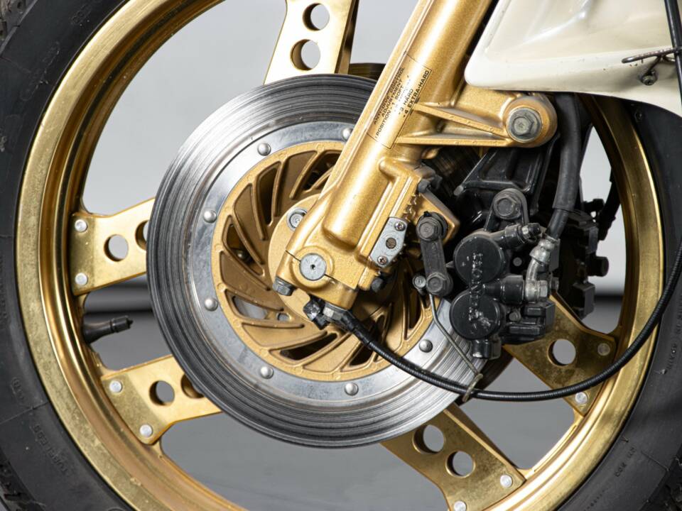 Image 24/50 of Honda CX 500 Turbo (1982)