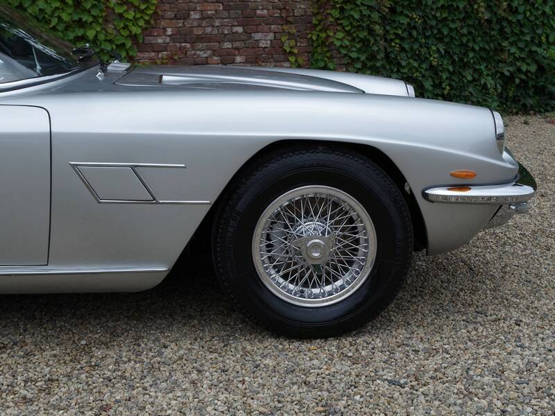 Image 23/50 of Maserati Mistral 4000 (1966)