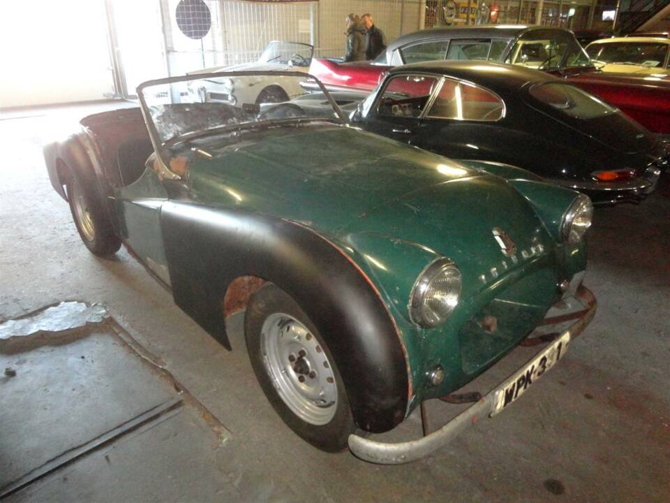 Image 11/19 of Triumph TR 2 (1954)