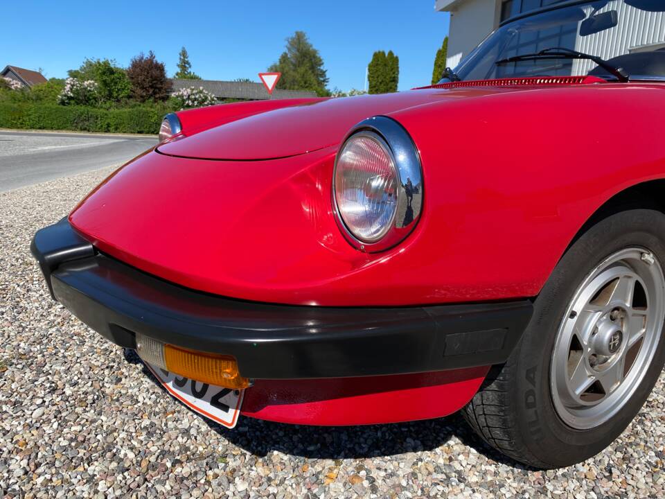 Image 10/56 of Alfa Romeo 2.0 Spider (1986)