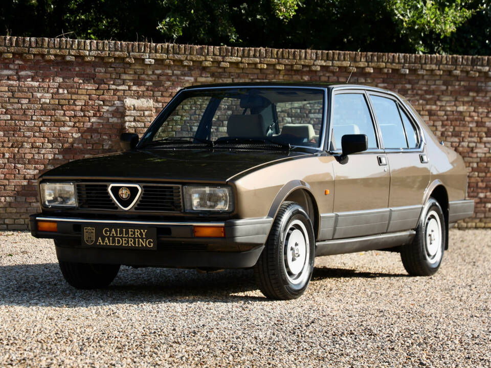 Immagine 41/50 di Alfa Romeo Alfetta 2.0 (1984)