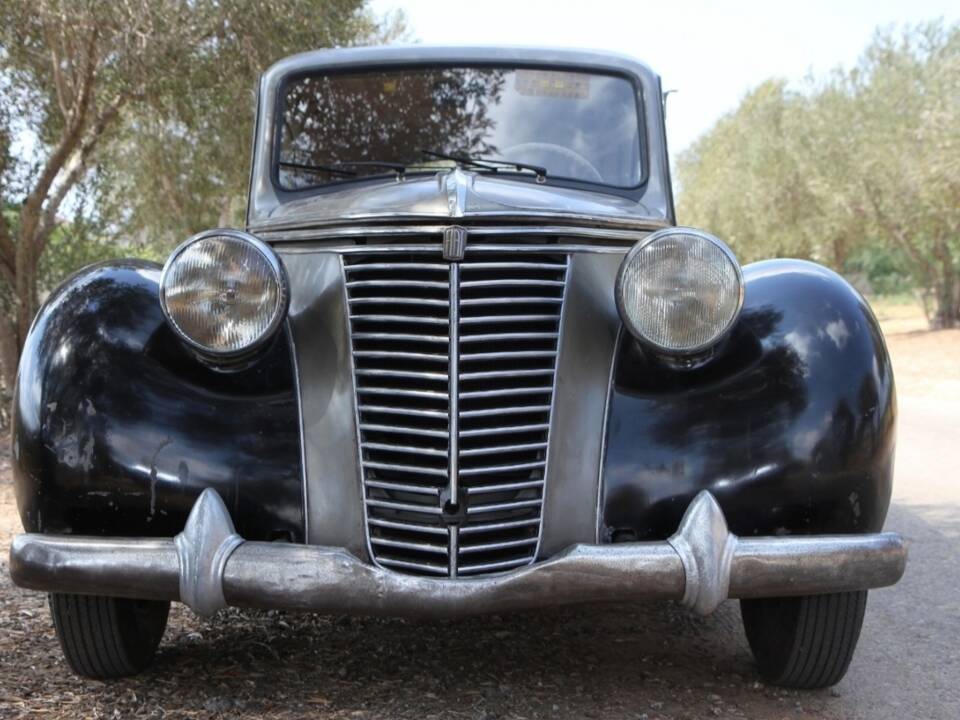 Image 3/4 of FIAT 1500 D (1949)