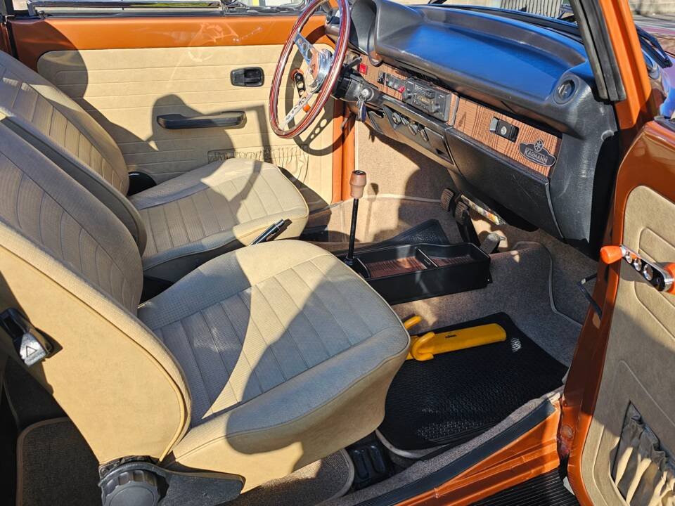 Imagen 12/23 de Volkswagen Beetle 1303 LS (1978)