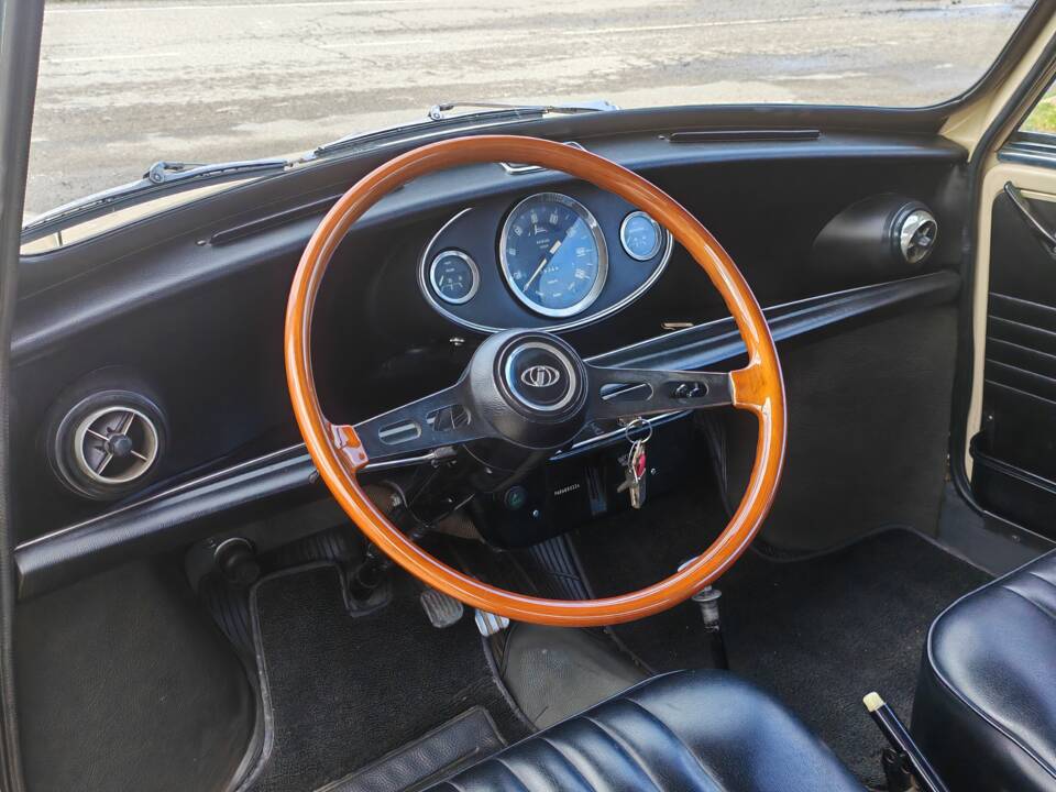 Image 35/45 of Innocenti Mini Minor (1970)