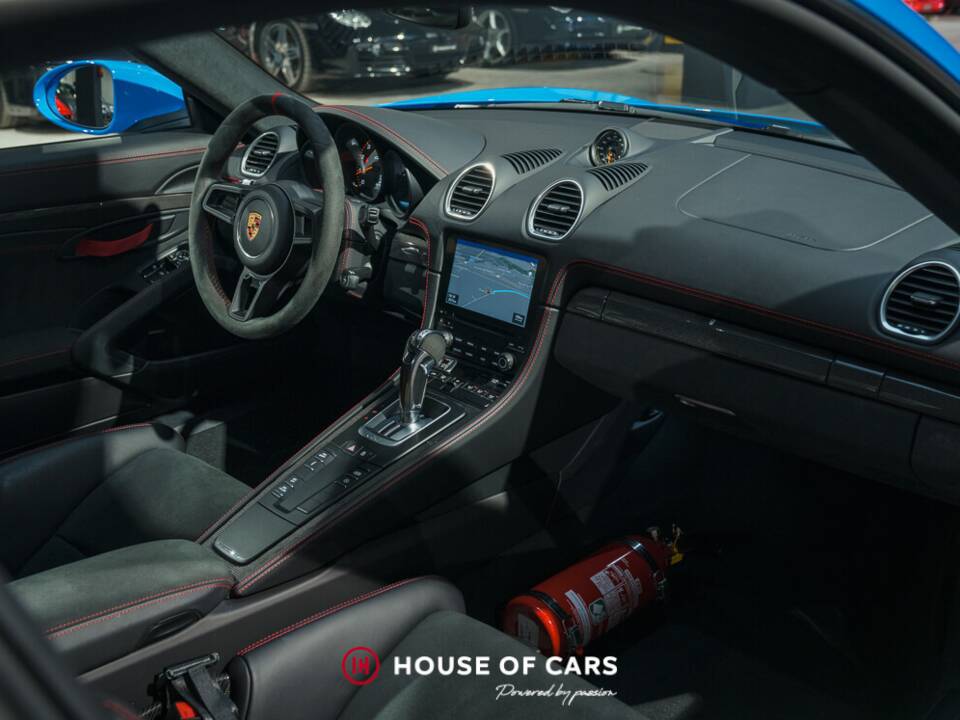 Image 16/23 of Porsche 718 Cayman GT4 Clubsport (2021)