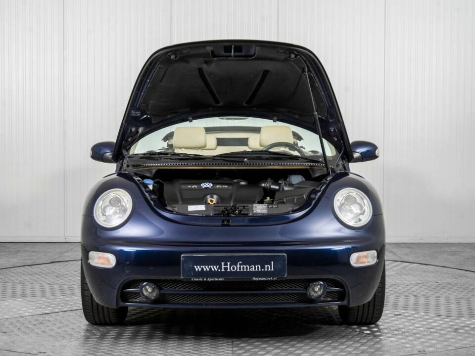 Image 38/50 de Volkswagen New Beetle 1.6 (2004)