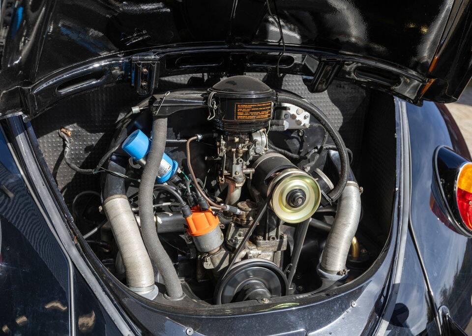 Image 7/8 of Volkswagen Beetle 1200 (1964)