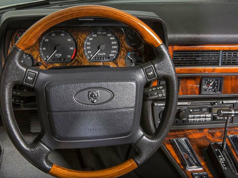 Bild 26/31 von Jaguar XJS 6.0 (1995)