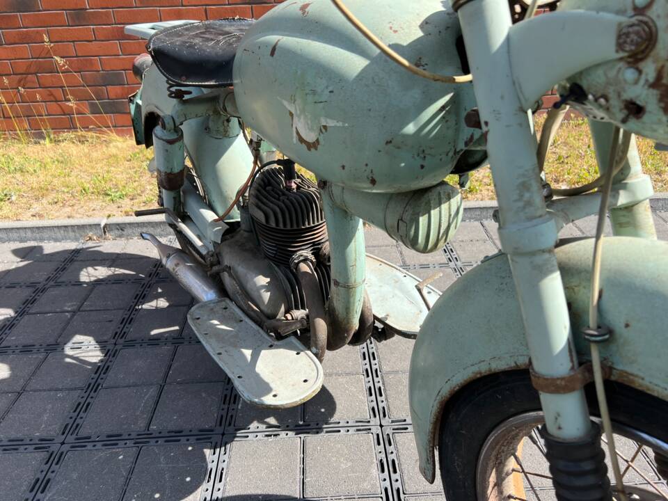 Image 2/21 de MV Agusta DUMMY (1953)