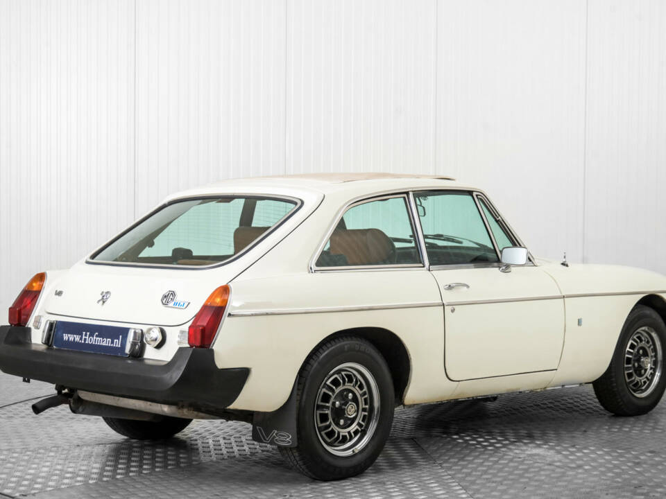 Image 2/50 of MG MGB GT V8 (1975)